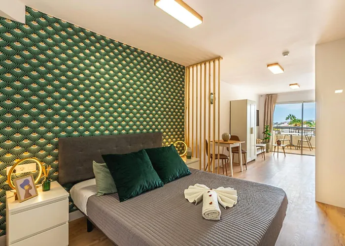 Luxury 2 Ocean View Wifi Free * Адехе